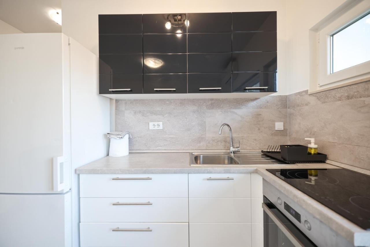 Sunset Boutiqe Apartment Old Town 扎达尔 外观 照片